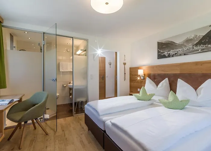 Leni מאיירהופן