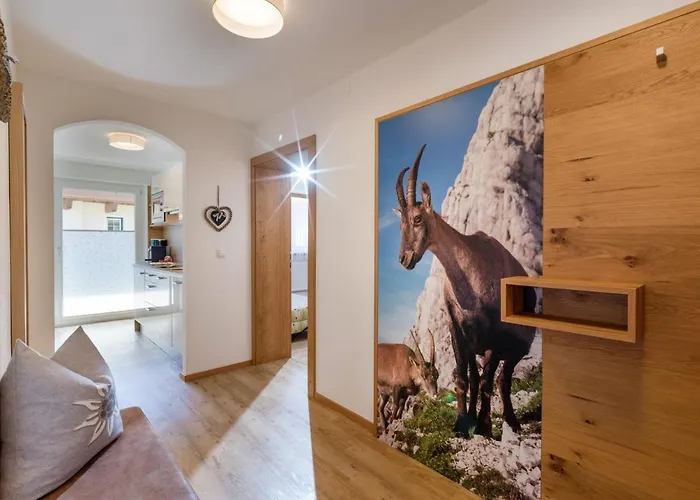 Leni מאיירהופן